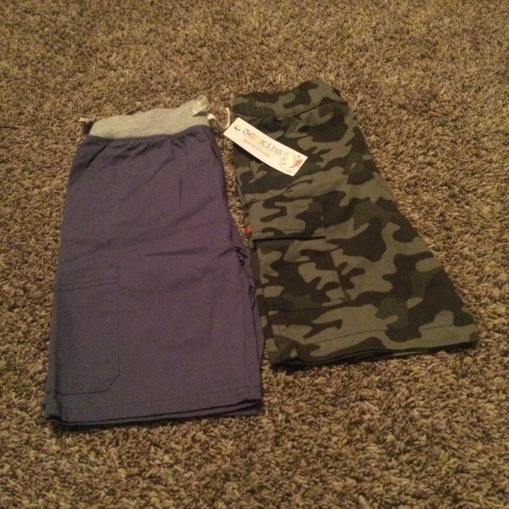2 PAIRS OF BOYS SHORTS